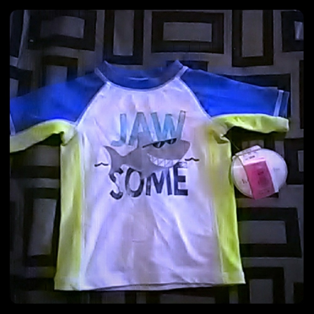 short t-shirt